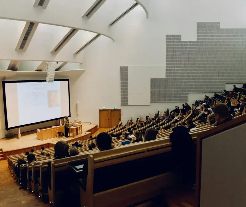 Students with post-secondary accommodations at a lecture